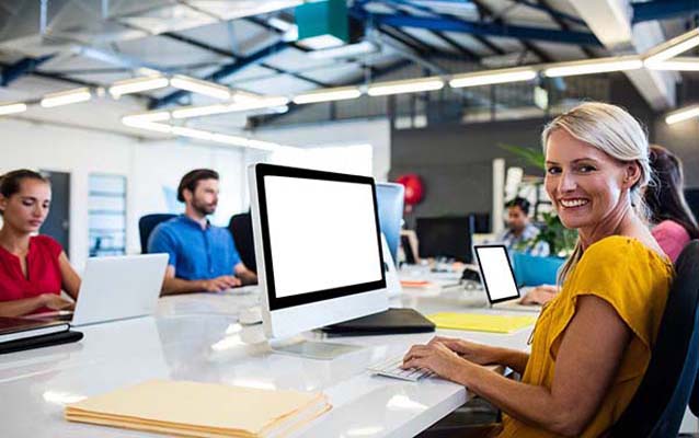 Serviço de Tradução e Interpretação Consecutiva e Simultânea Serviço de Tradução e Interpretação Consecutiva e Simultânea